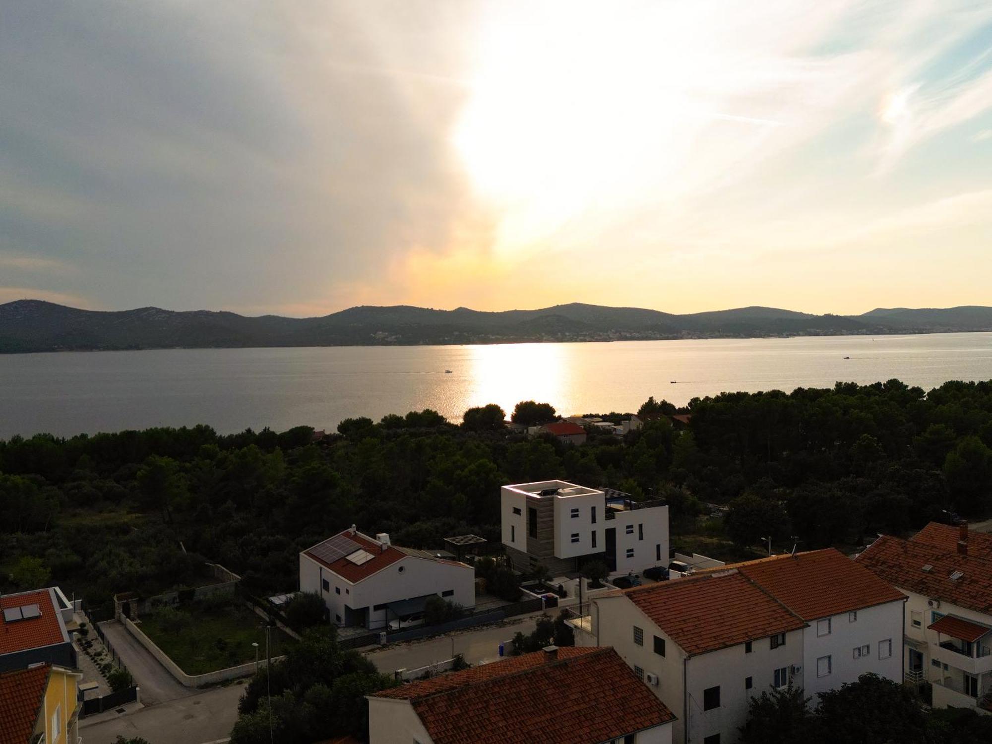 Spacious In Biograd With Sea View Apartma *