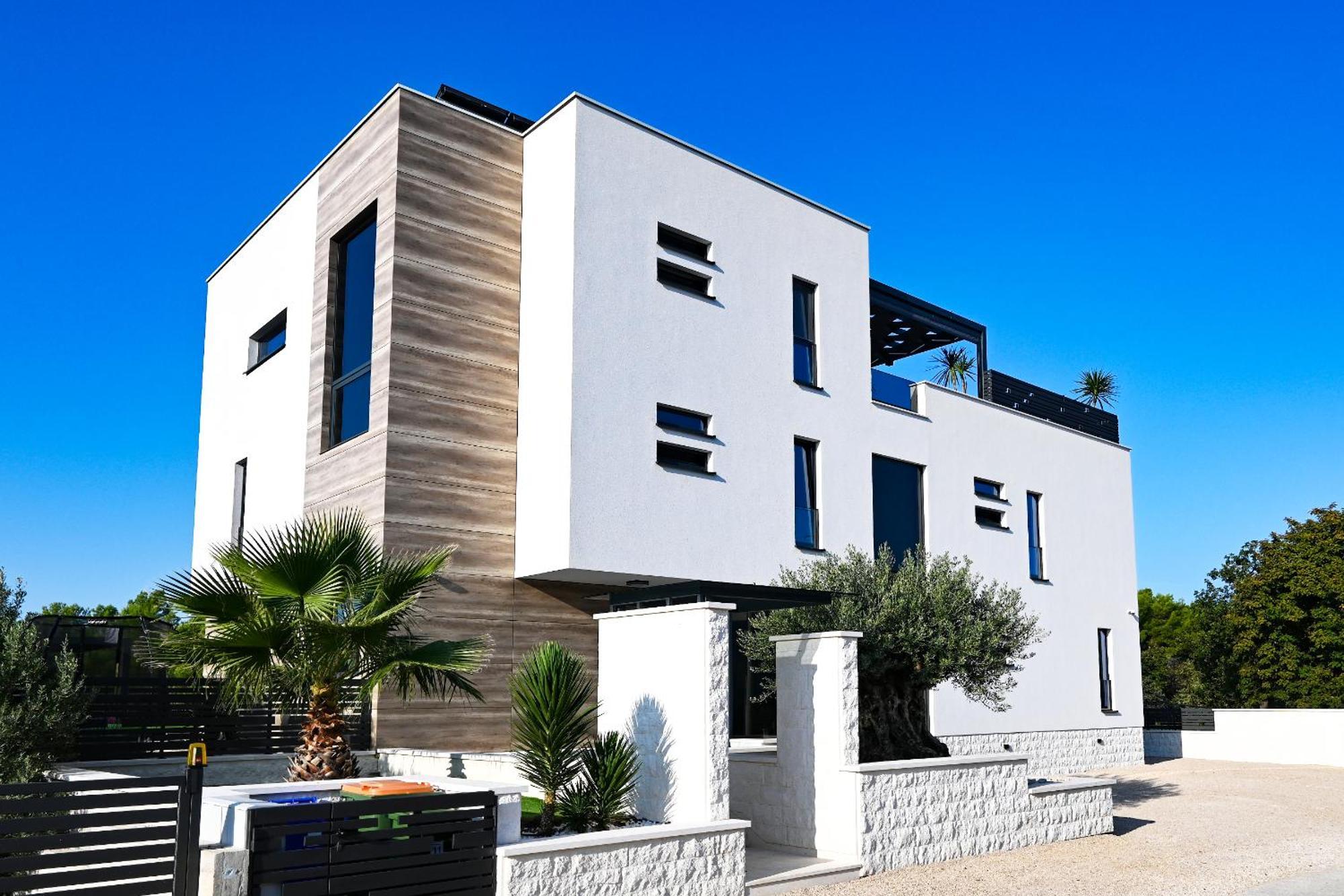Spacious In Biograd With Sea View *