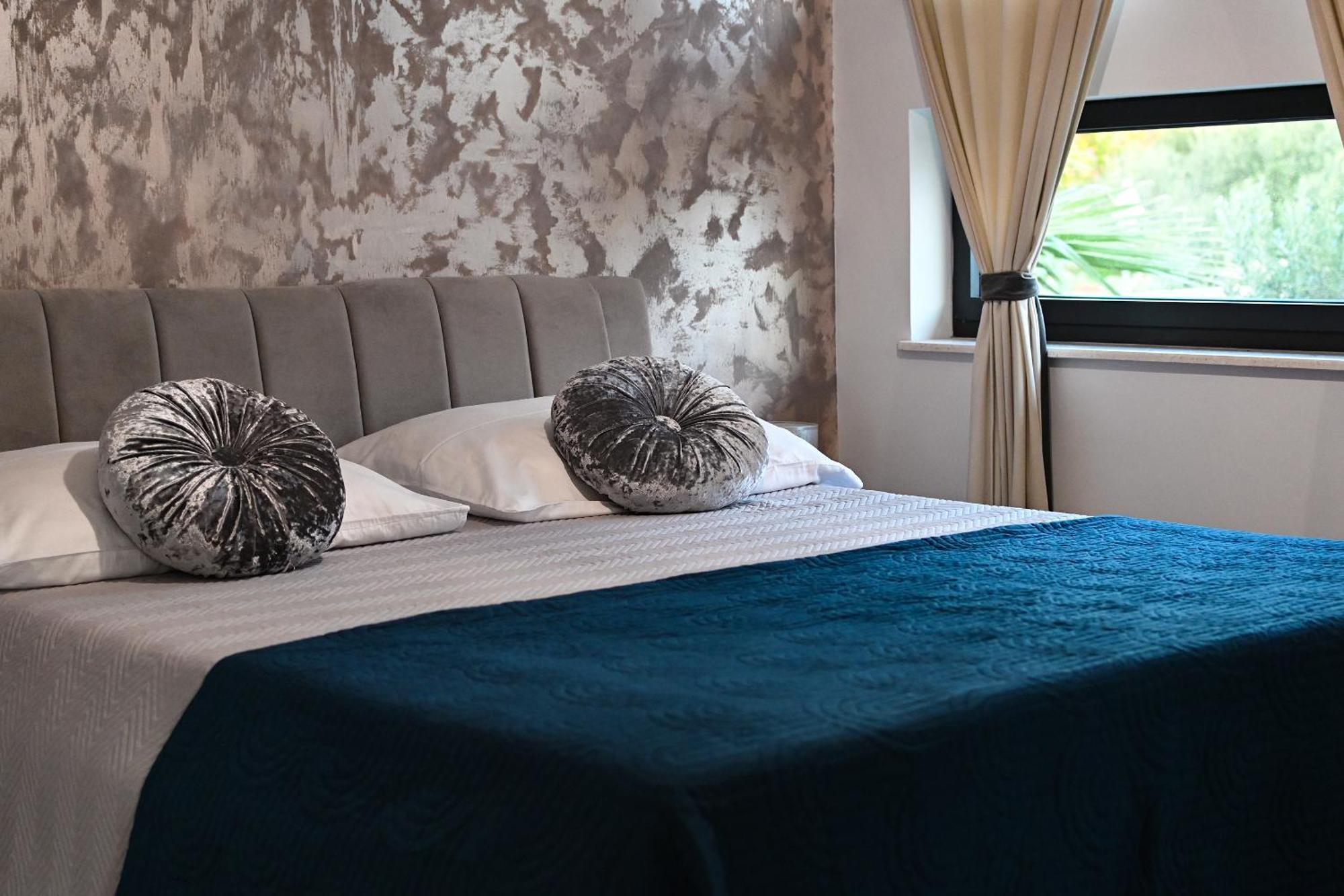 Spacious In Biograd With Sea View Apartma *
